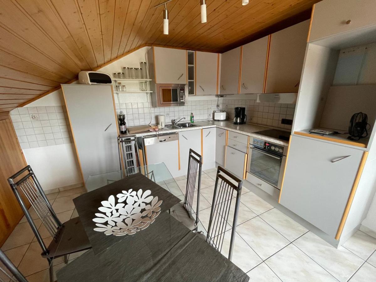 Ferienwohnung Zum Nuerburgring Munk Esterno foto